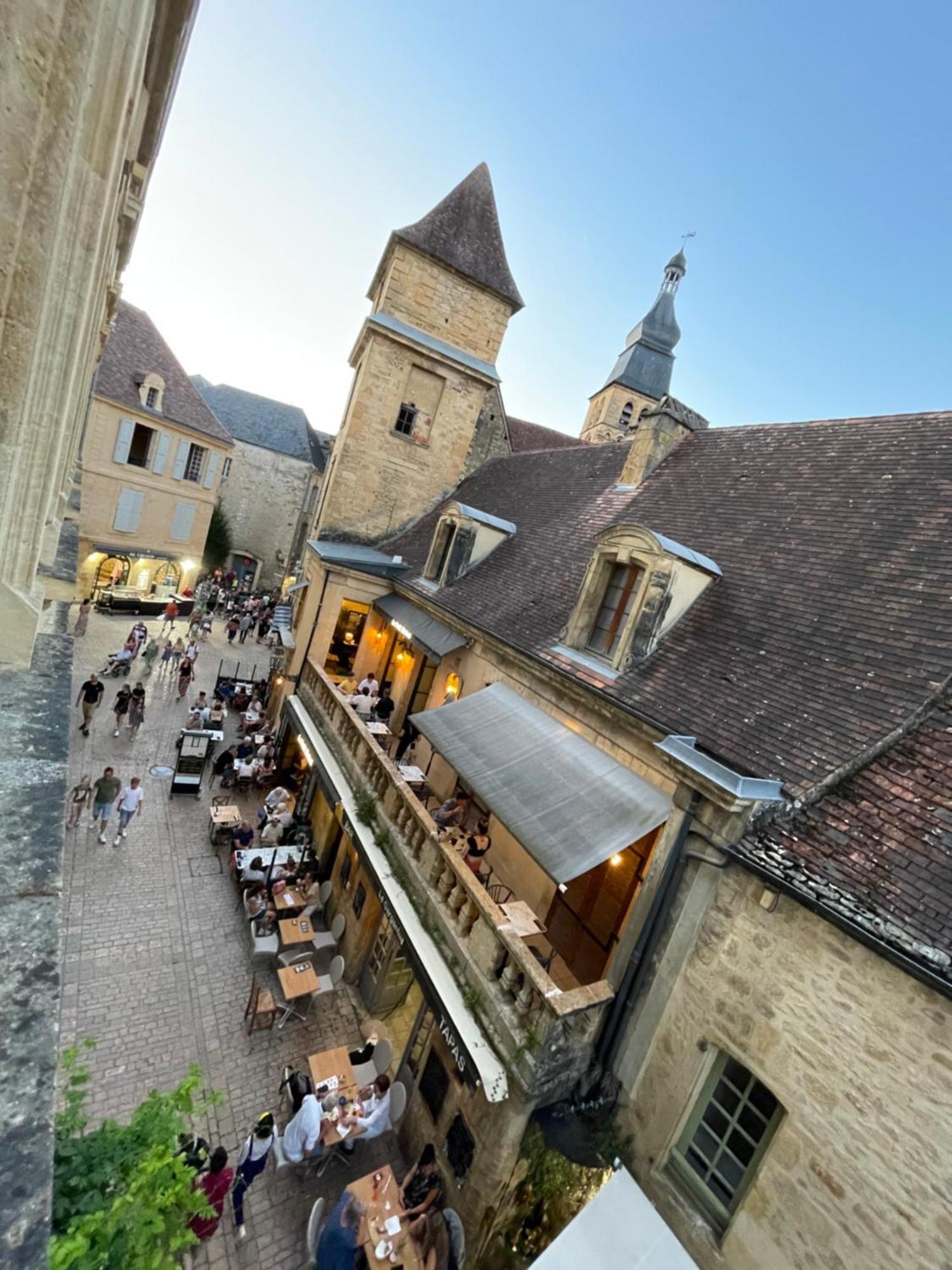 Apartament Au Coeur Du Centre Historique De Sarlat Zewnętrze zdjęcie