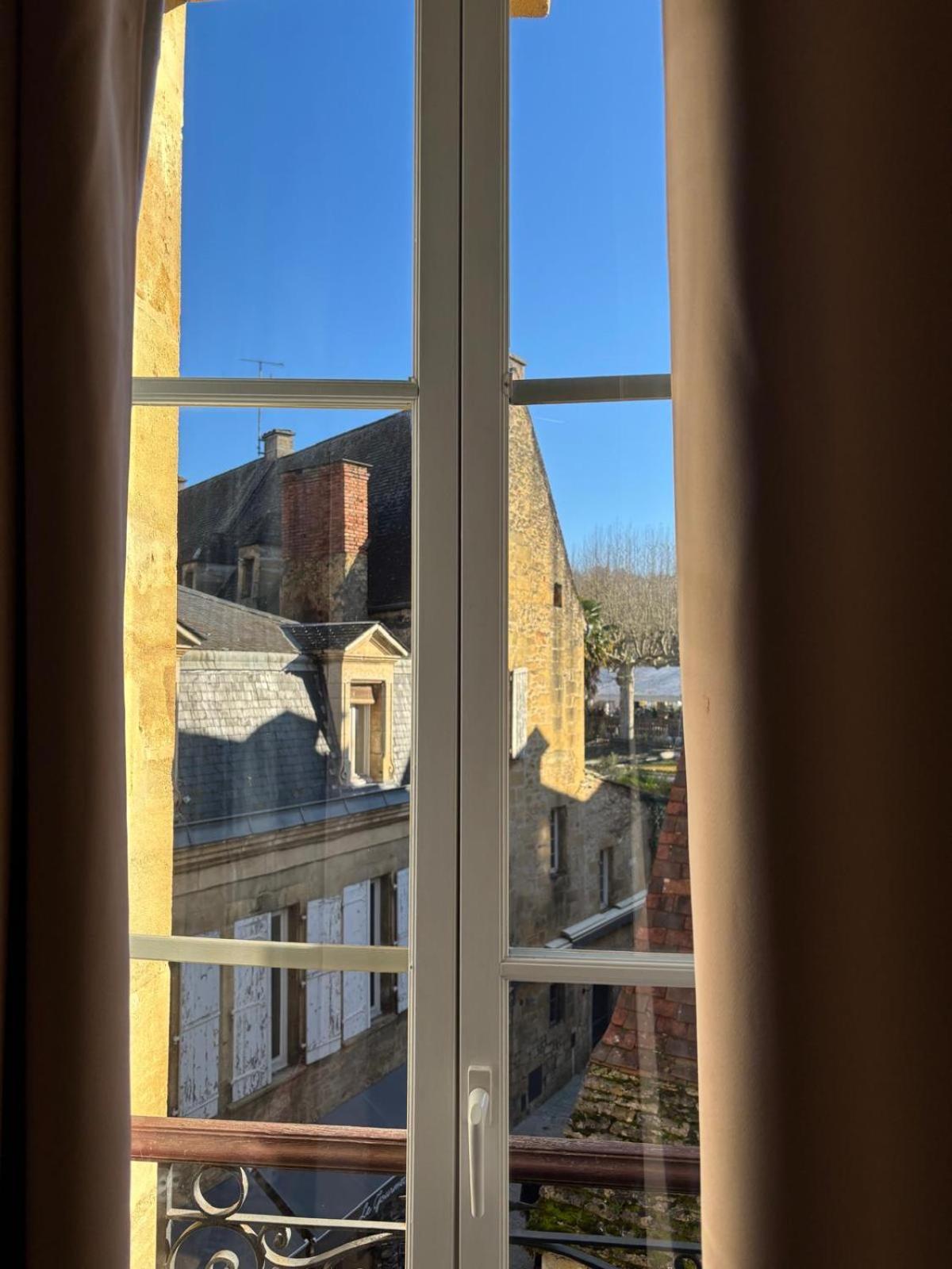 Apartament Au Coeur Du Centre Historique De Sarlat Zewnętrze zdjęcie